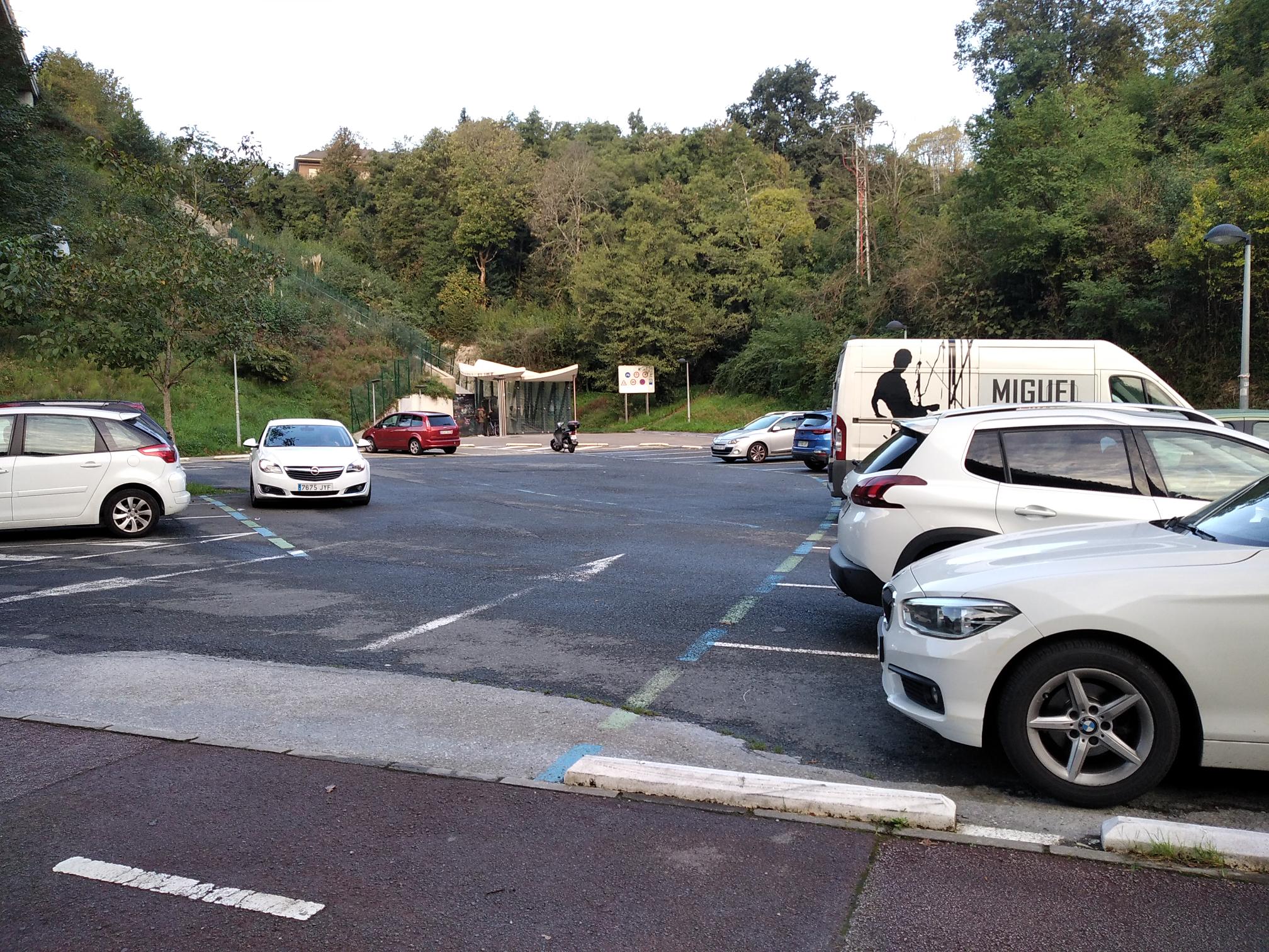 Reurbanizar entorno ascensor Morlans