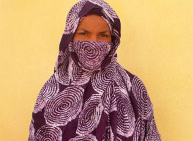 Saharako emakumeen heziketarako beka. img