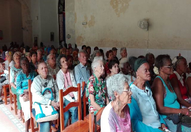 Programa de  atención social en el centro historico  de la Habana: adultos mayores y colectivos con necesidades especiales. img
