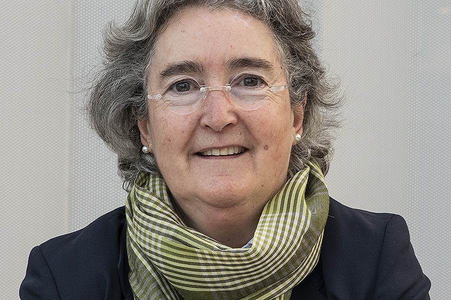 Conferencia: Vistiendo un jardín: ''Botánica ilustrada'