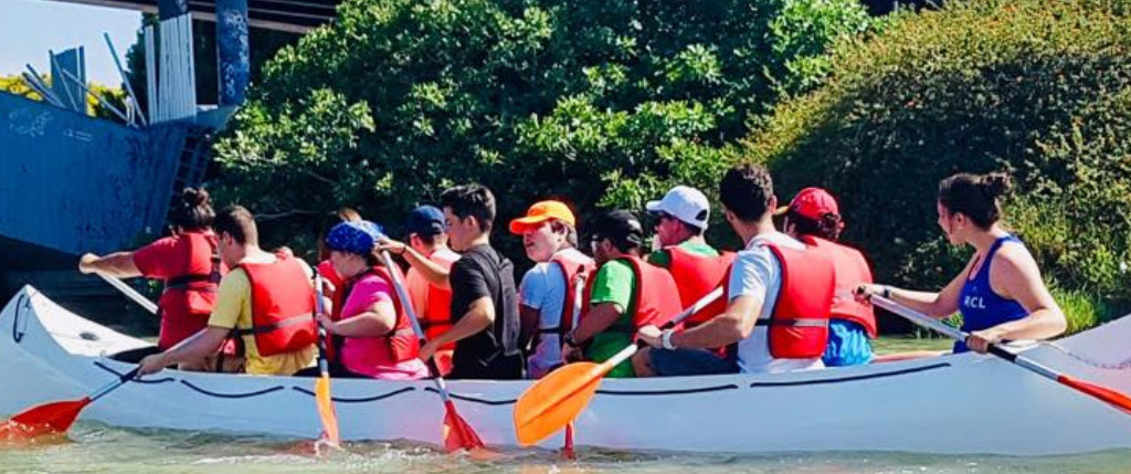 Urumean paseoa kanoan