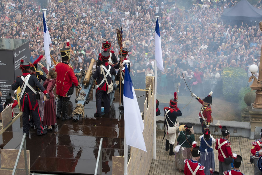 Semana Grande: Cañonazo festivo