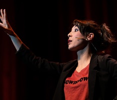 Monólogo: Alazne Etxeberria 'Mujer Vasca Remix'