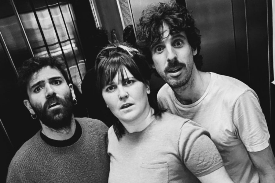 Teatro de Bolsillo: 'Igogailu batean amaitu zen mundua'