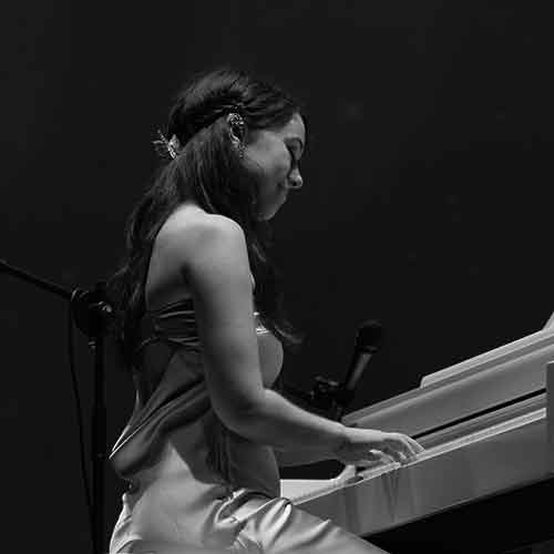 Crossover: Elesky 'Anime al piano'