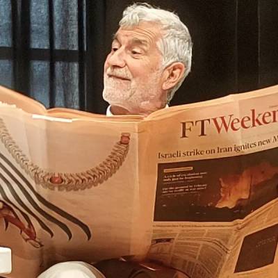 'Un enredo casi familiar'
