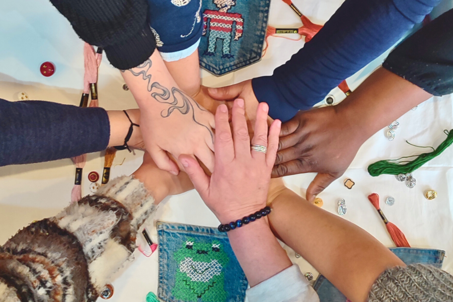 Semana entre Culturas: 'Tejiendo raíces desde la moda sostenible'