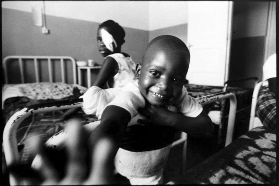 Elisenda Pons: 'Ojos de Inhambane'