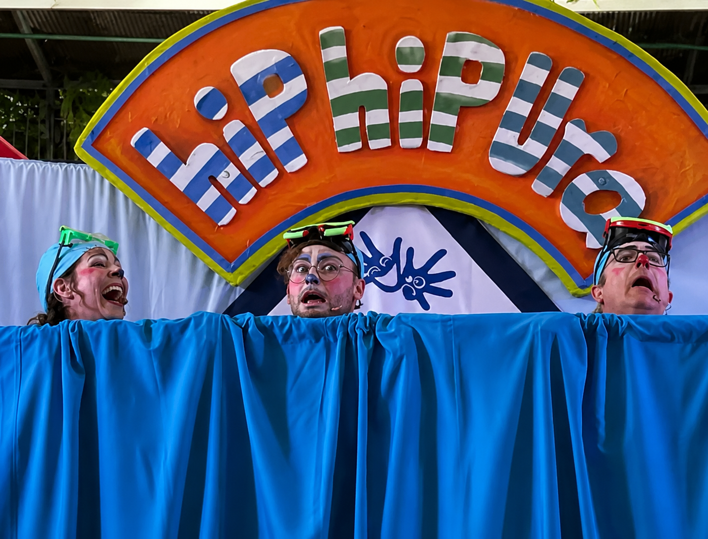 Haur antzerkia: 'Hip, hip, ura!'