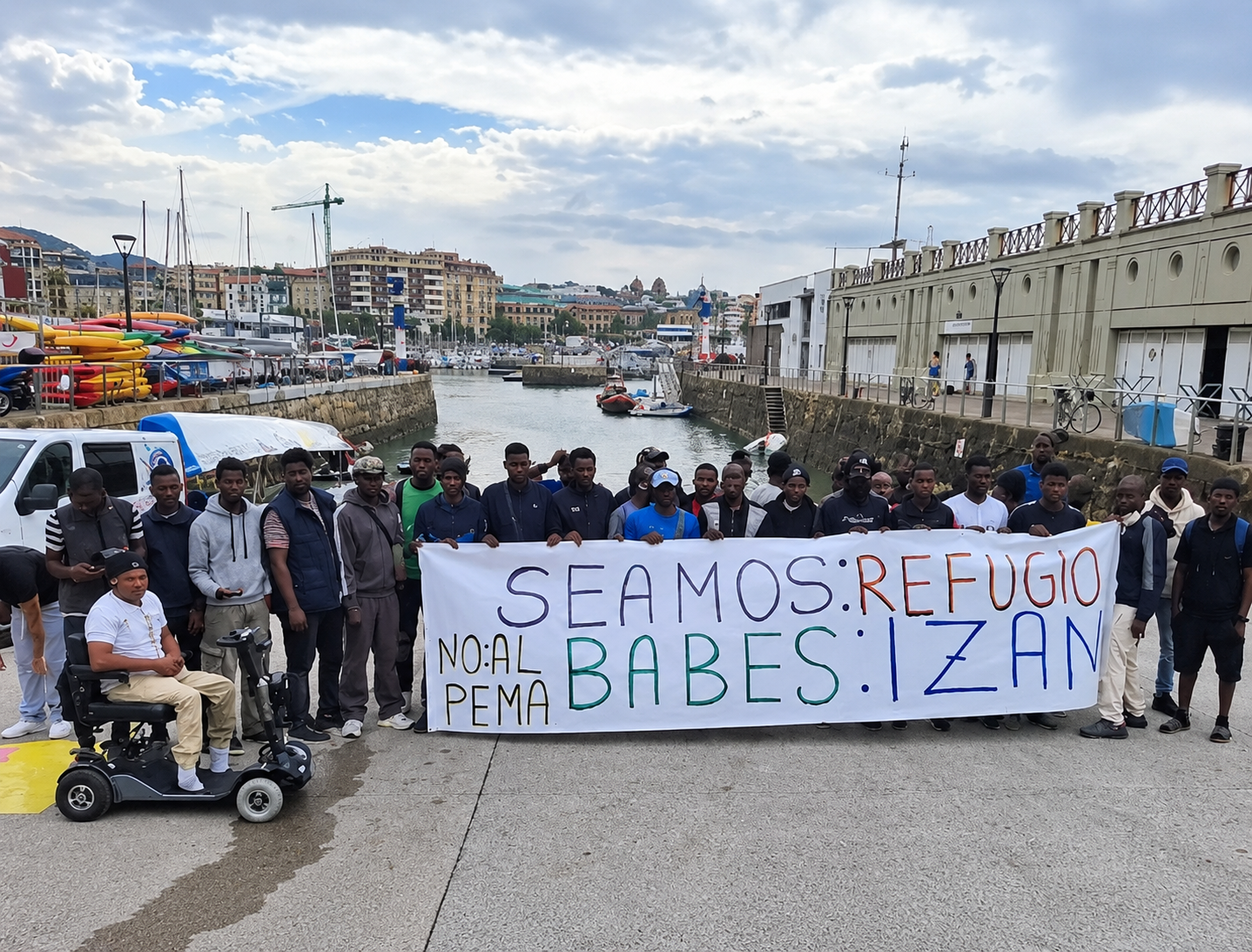 'Immigrazioaren hariak arakatzen'