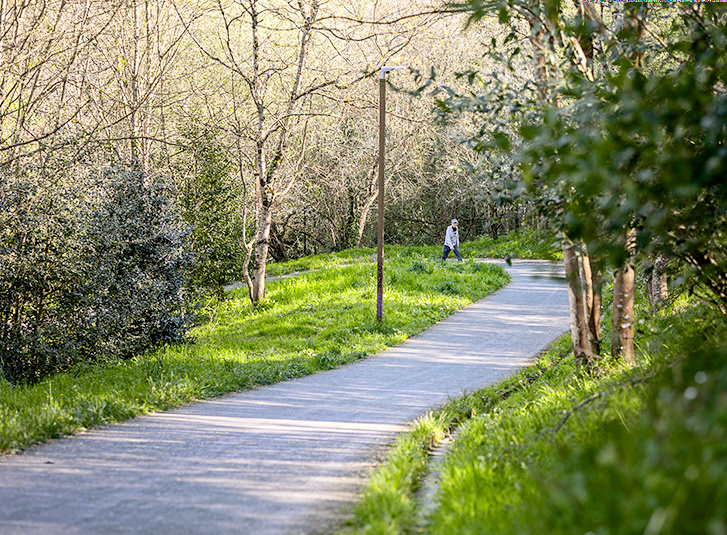 Paseo peatonal del Parque de Ametzagaina