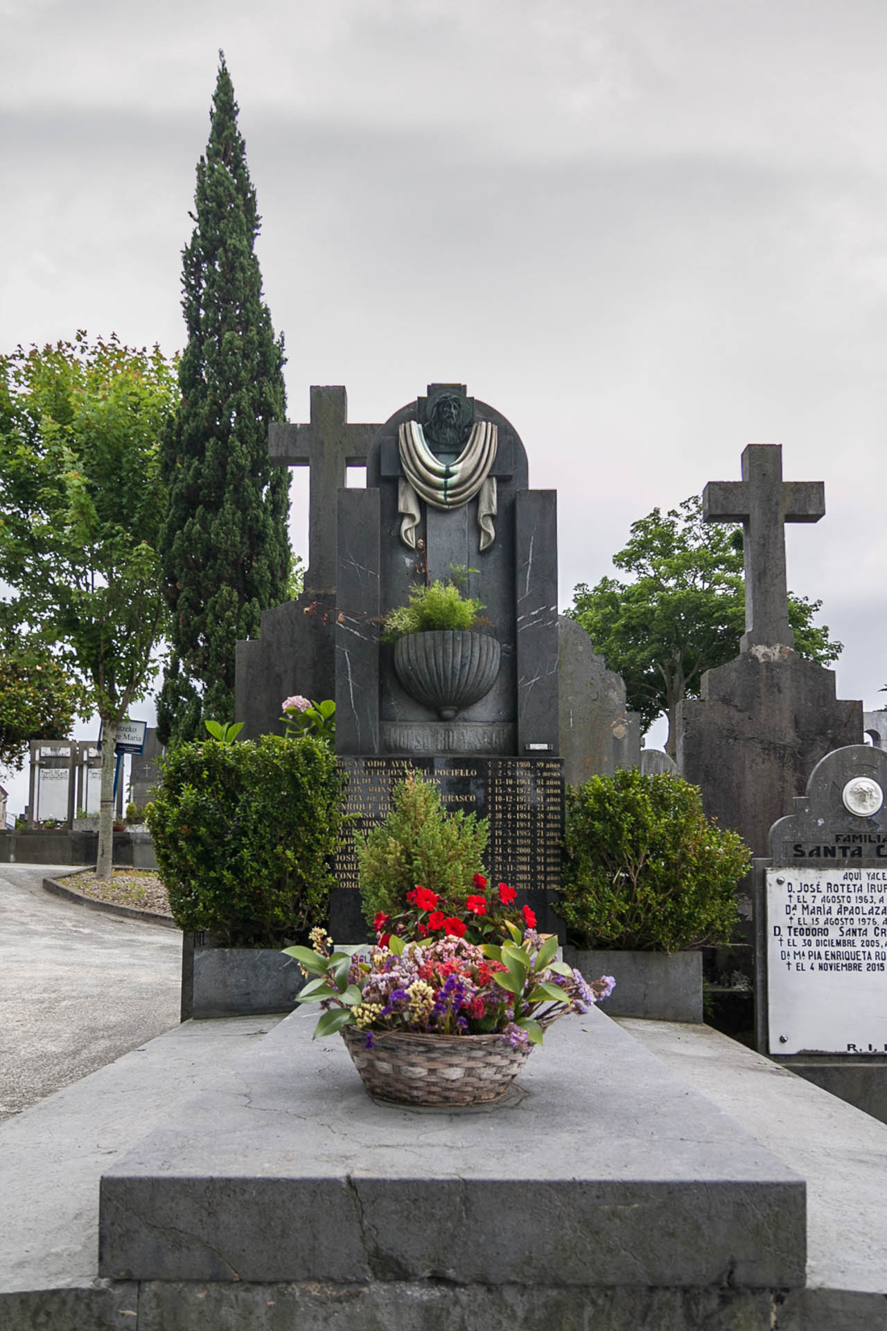 Clara Campoamor – Monsó Familia panteoia