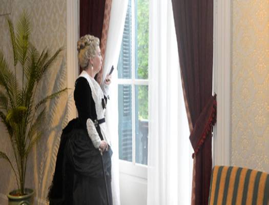 Cristina Enea 1905, paseo bat dukesarekin