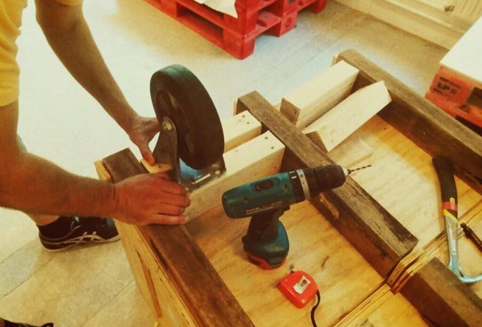 'Diseño y construcción de mobiliarios nómadas' 