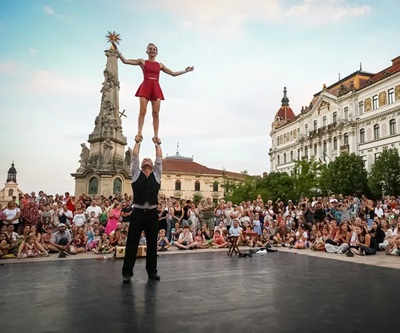 V. Iturritik Jaialdia: 'Street Pole Dance' + 'Otros Aires'