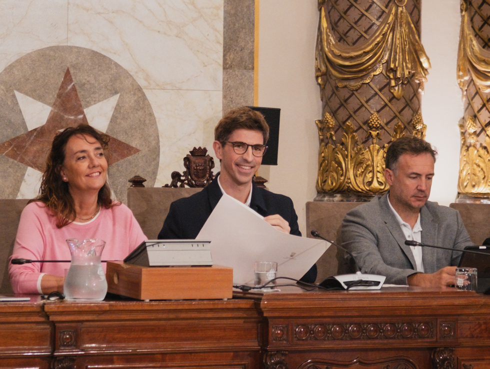 El alcalde de Donostia presenta una visión ambiciosa para 2040 centrada en economía, vivienda y cohesión social
