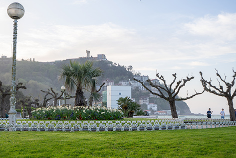 Jardines de Ondarreta, cerca del mar